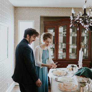 Meet your Posher, Constance